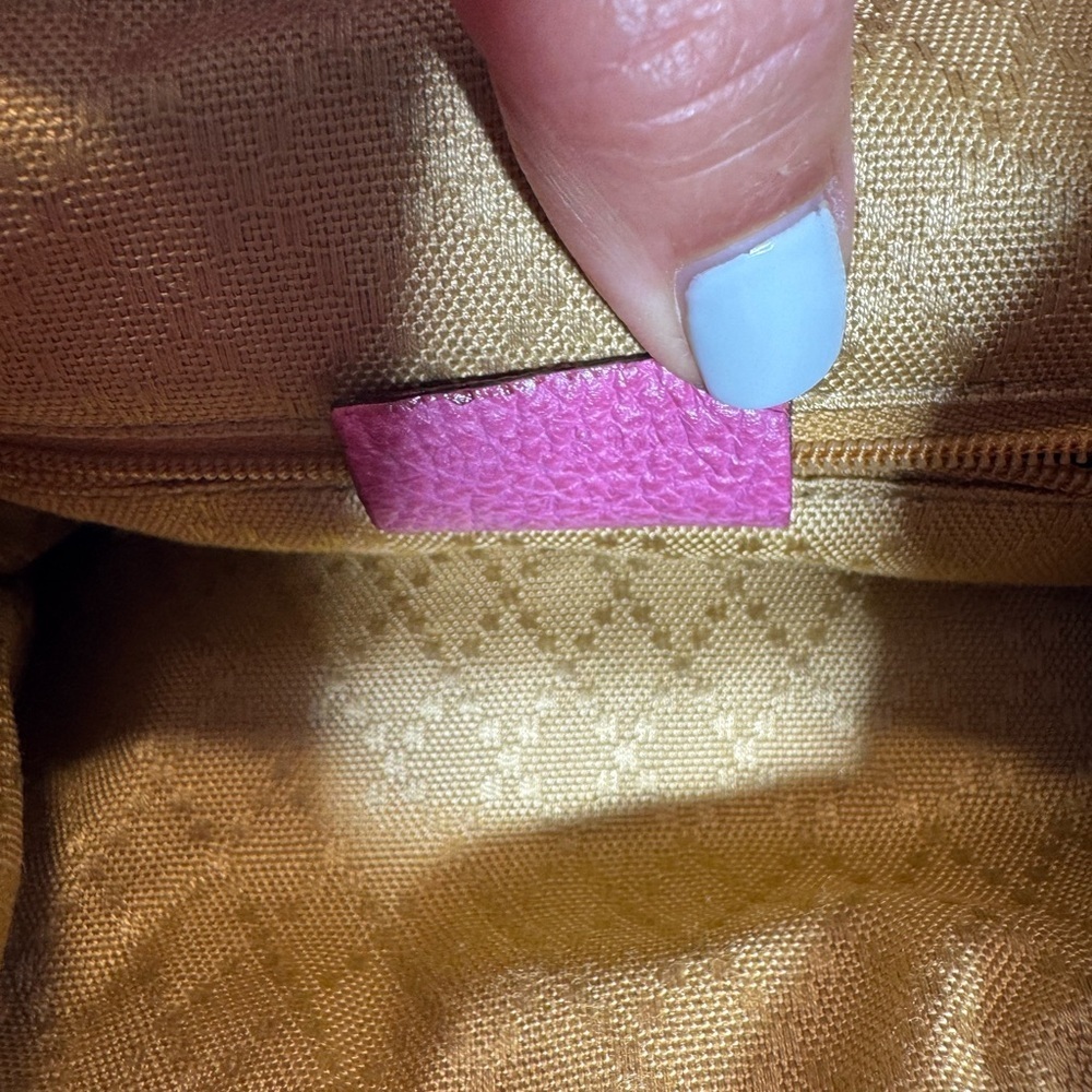 Pink Suede Gucci Bamboo Backpack - Picture 9 of 16